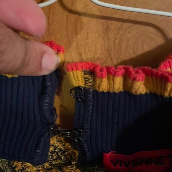 Vivienne Tam floral sweater size M - Picture 4 of 7